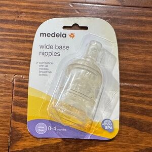 Medela Breastmilk Bottle Wide Base Nipples Slow Flow 3 Pack 0-4 Months #87133